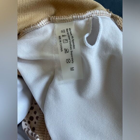 One piece knit swimsuit size M - Picture 5 of 5